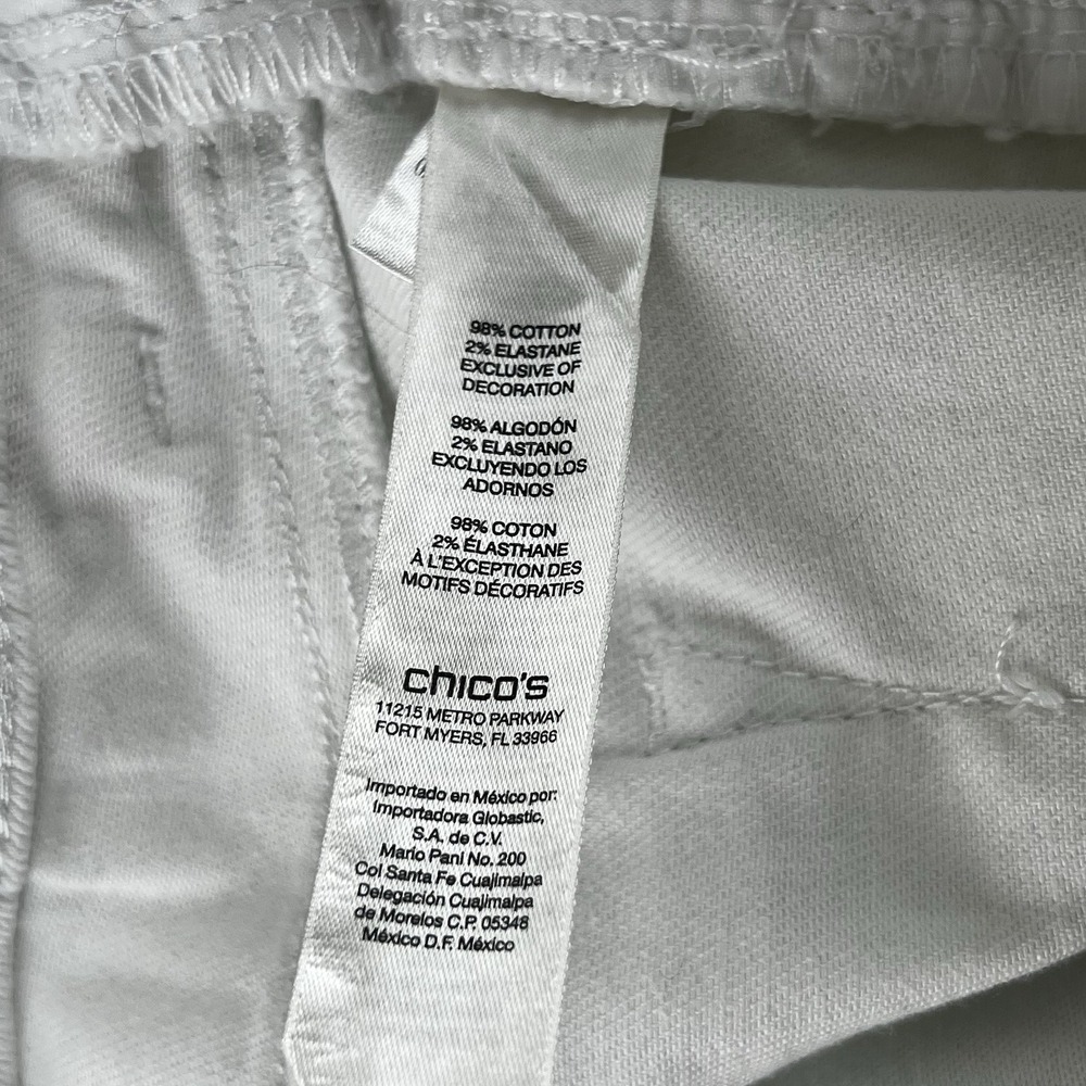 Chico's Women's Platinum Denim Ankle Jeans White Size 1.5 Summer Classic - Picture 10 of 10